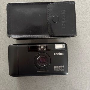Konica big mini BM-302 film camera